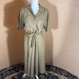 Signature Silk Belted Button Front Short Sleeve Midi Shirt Dress Beige Large